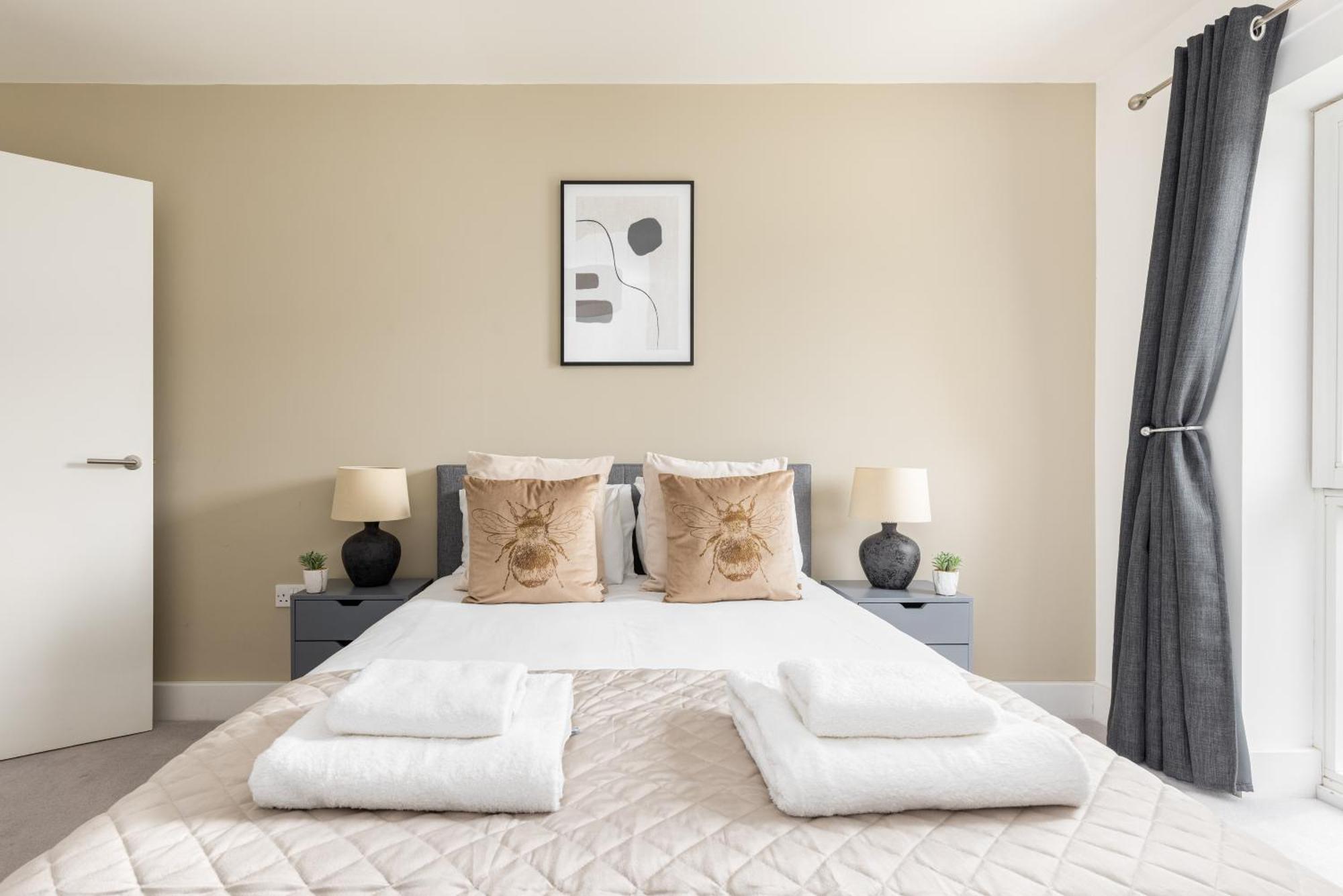 The Bridge Apartment London Bagian luar foto